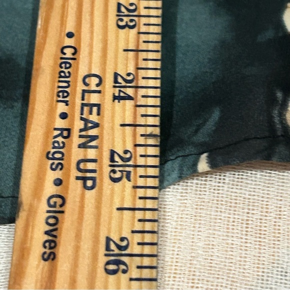 WOMEN'S MARBLE PRINT BLOUSE - Picture 7 of 12